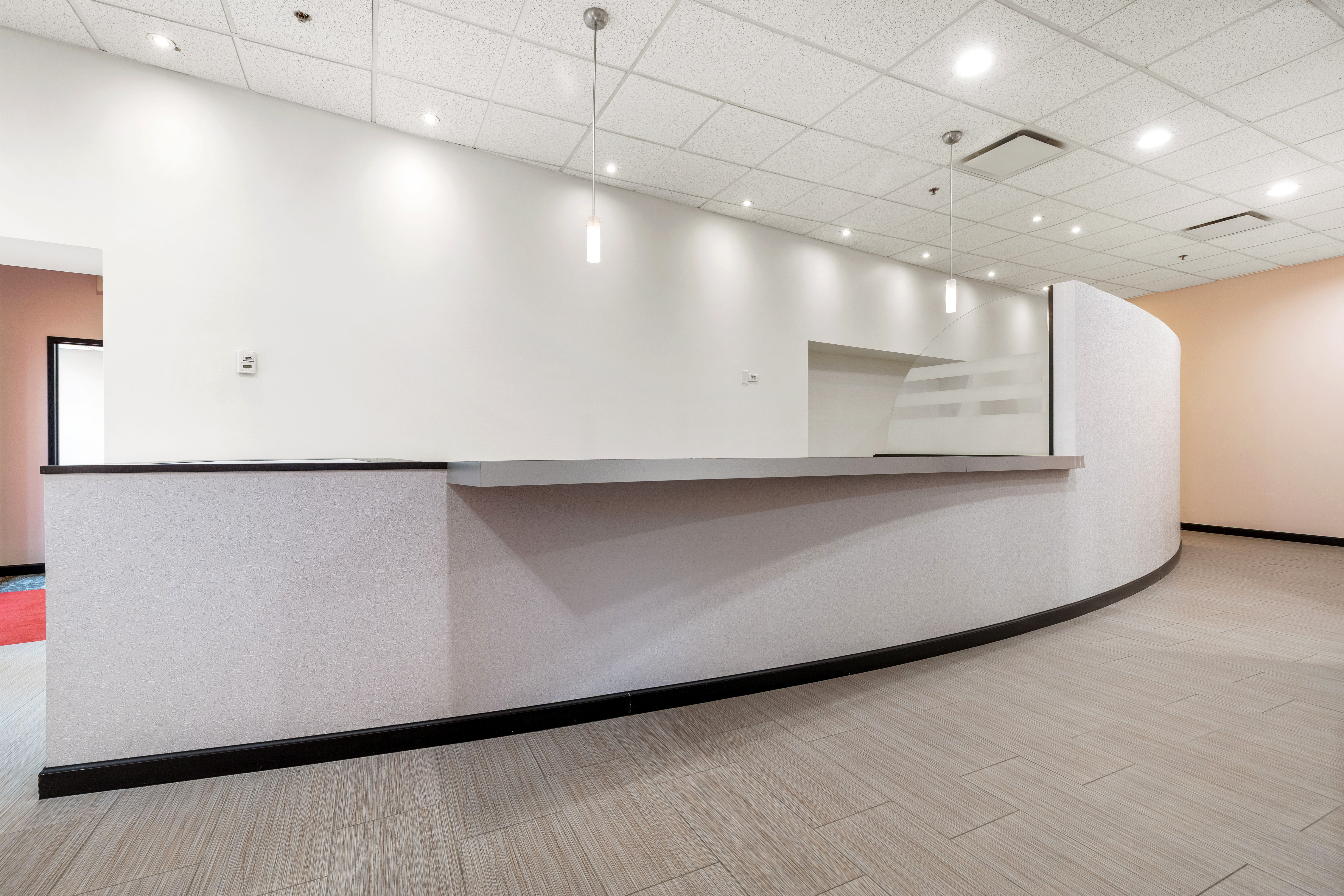 03877 Jean Paul Vincent Local 0877-200 Longueuil.jpg